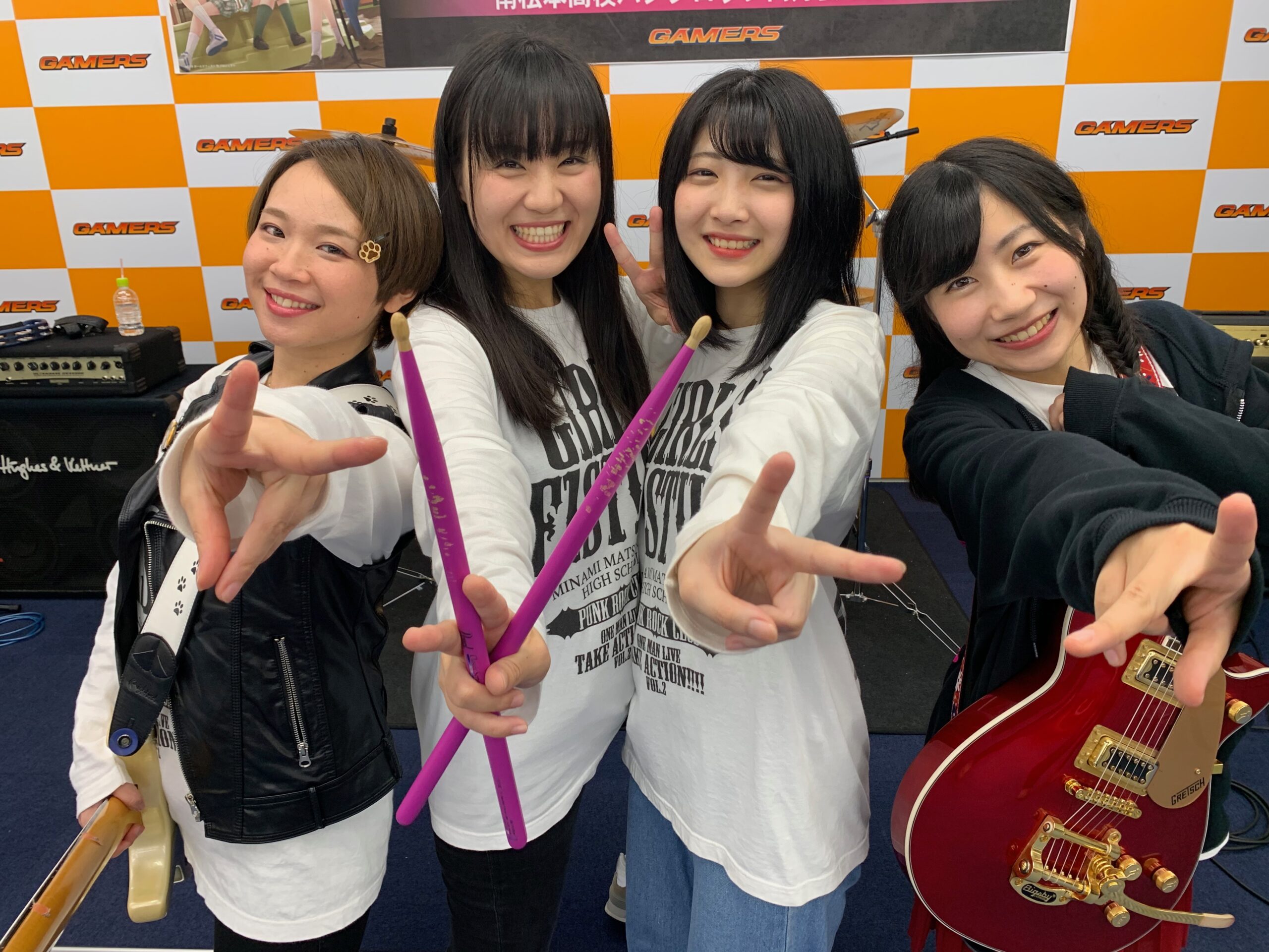 ガールズフィスト